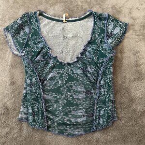 Free People Oh My Baby Tee Shirt Women's SMALL Lettuce Hem Cropped Shirt